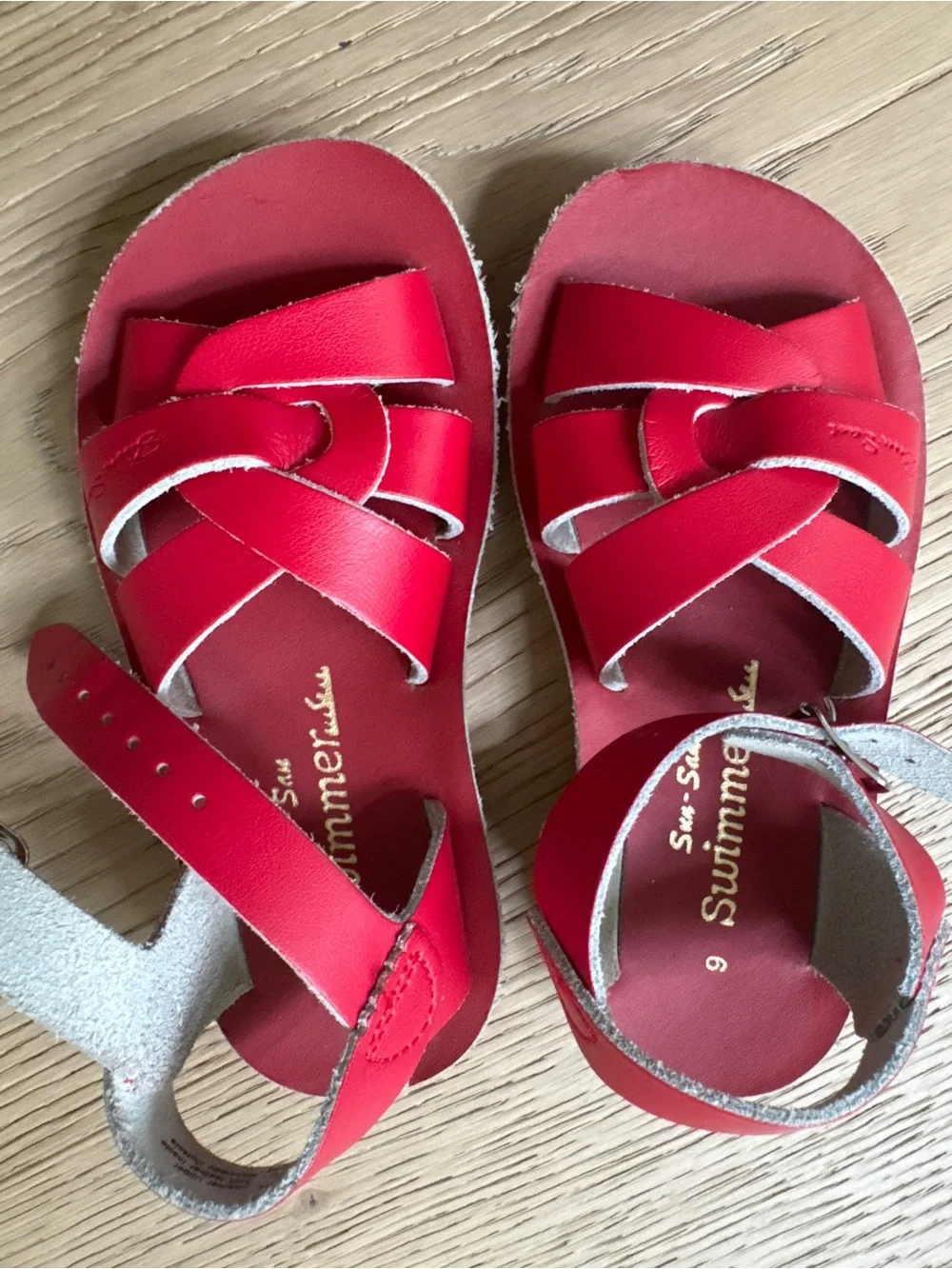 Saltwater sandals size 9